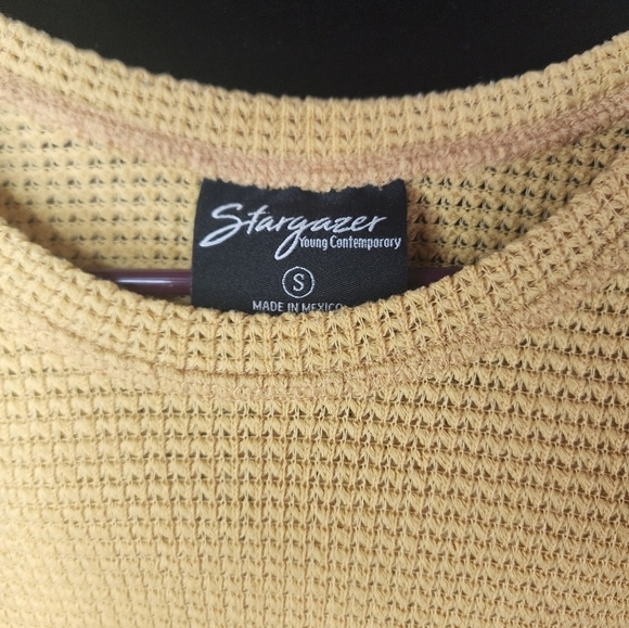 Stargazer Mustard Waffle Sweater Size Small - Picture 2 of 3